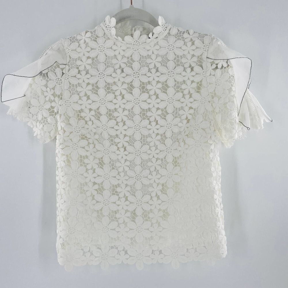 Self-Portrait Flounce Short Sleeve Daisy-Patterned Lace Mock Neck Blouse Size 2 - Picture 9 of 11